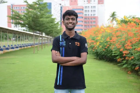 Saket Kapse